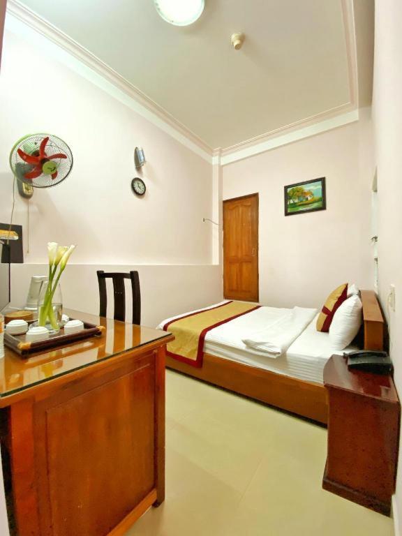 Gold Night Hotel Dalat Luaran gambar
