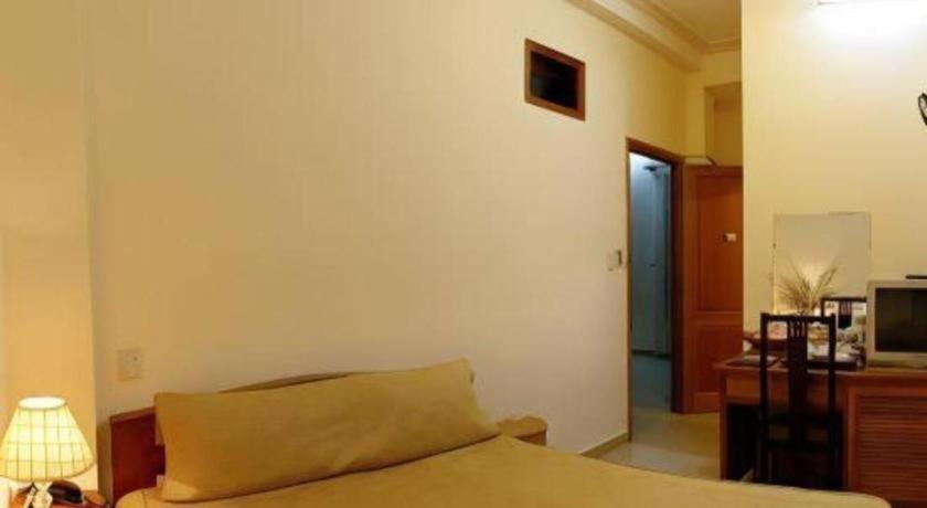 Gold Night Hotel Dalat Luaran gambar